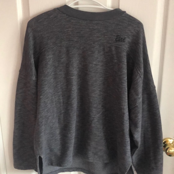 Pink sweatshirt - Picture 1 of 4